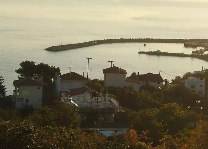 Nestor Βίλα Πλαταμώνας